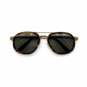 Lunettes de soleil de luxe Santos de Cartier pour homme avec monture aviateur dorée et cerclage écaille de tortue.